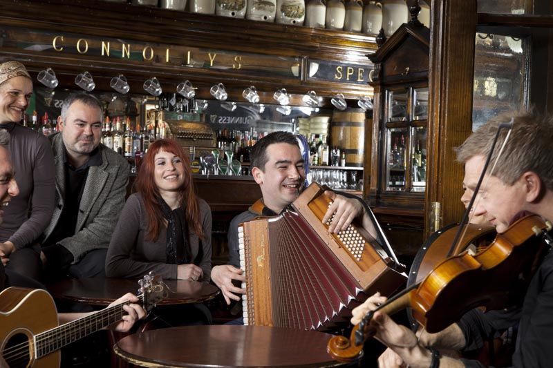 Traditional Irish session in a Dublin pub